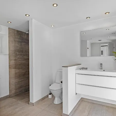 Сasa de vacaciones 3 Bedroom Pet Friendly In *