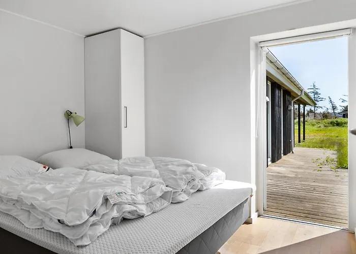 3 Bedroom Pet Friendly In * Lokken